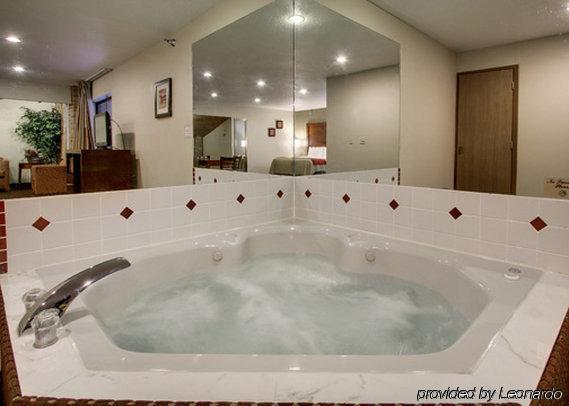 Quality Inn Waverly Εξωτερικό φωτογραφία