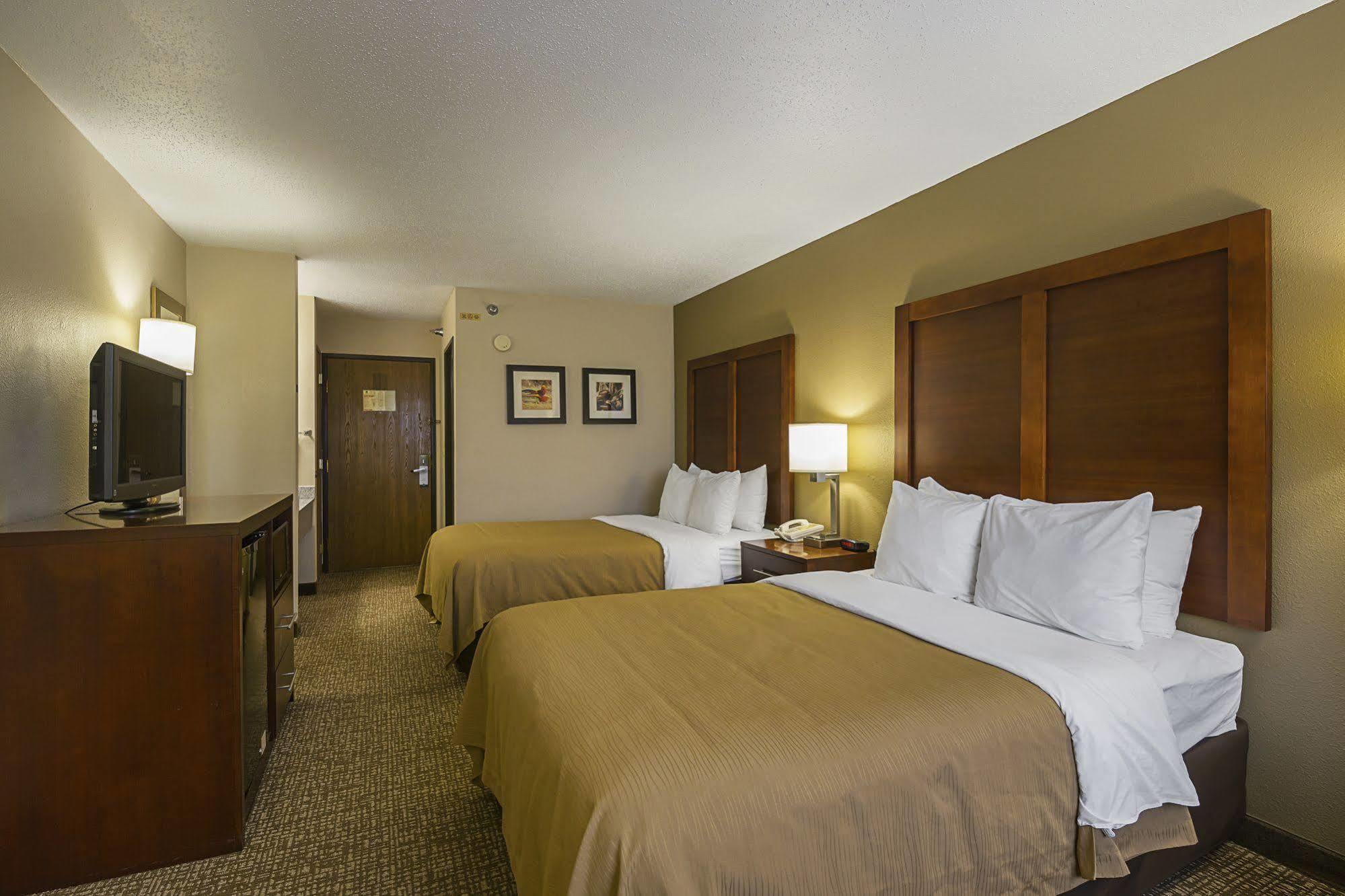 Quality Inn Waverly Εξωτερικό φωτογραφία