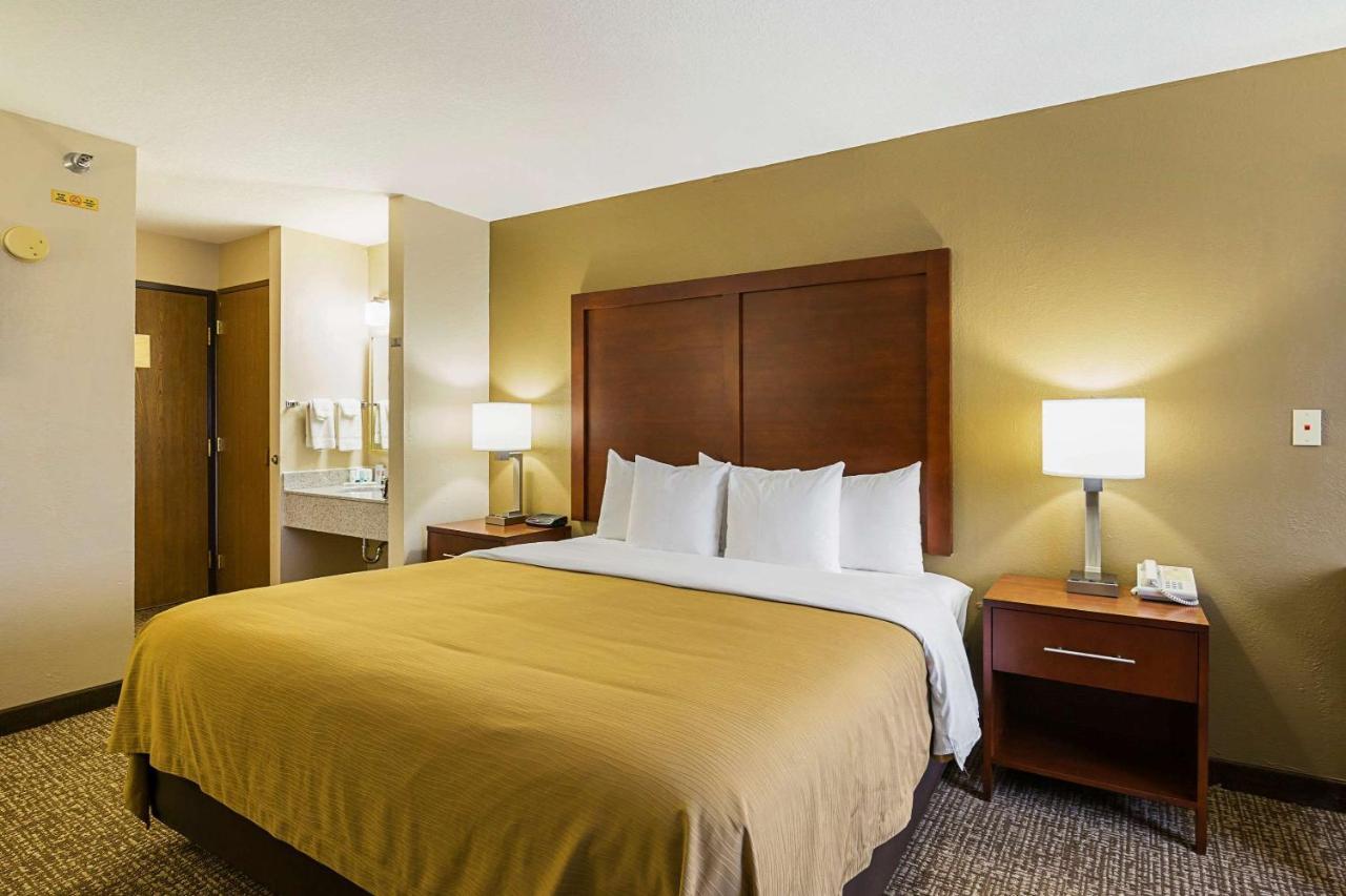Quality Inn Waverly Εξωτερικό φωτογραφία