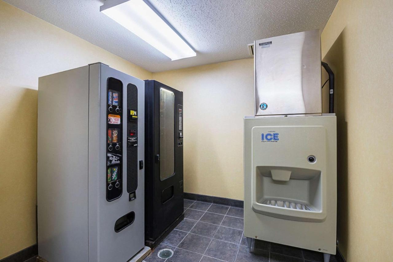 Quality Inn Waverly Εξωτερικό φωτογραφία
