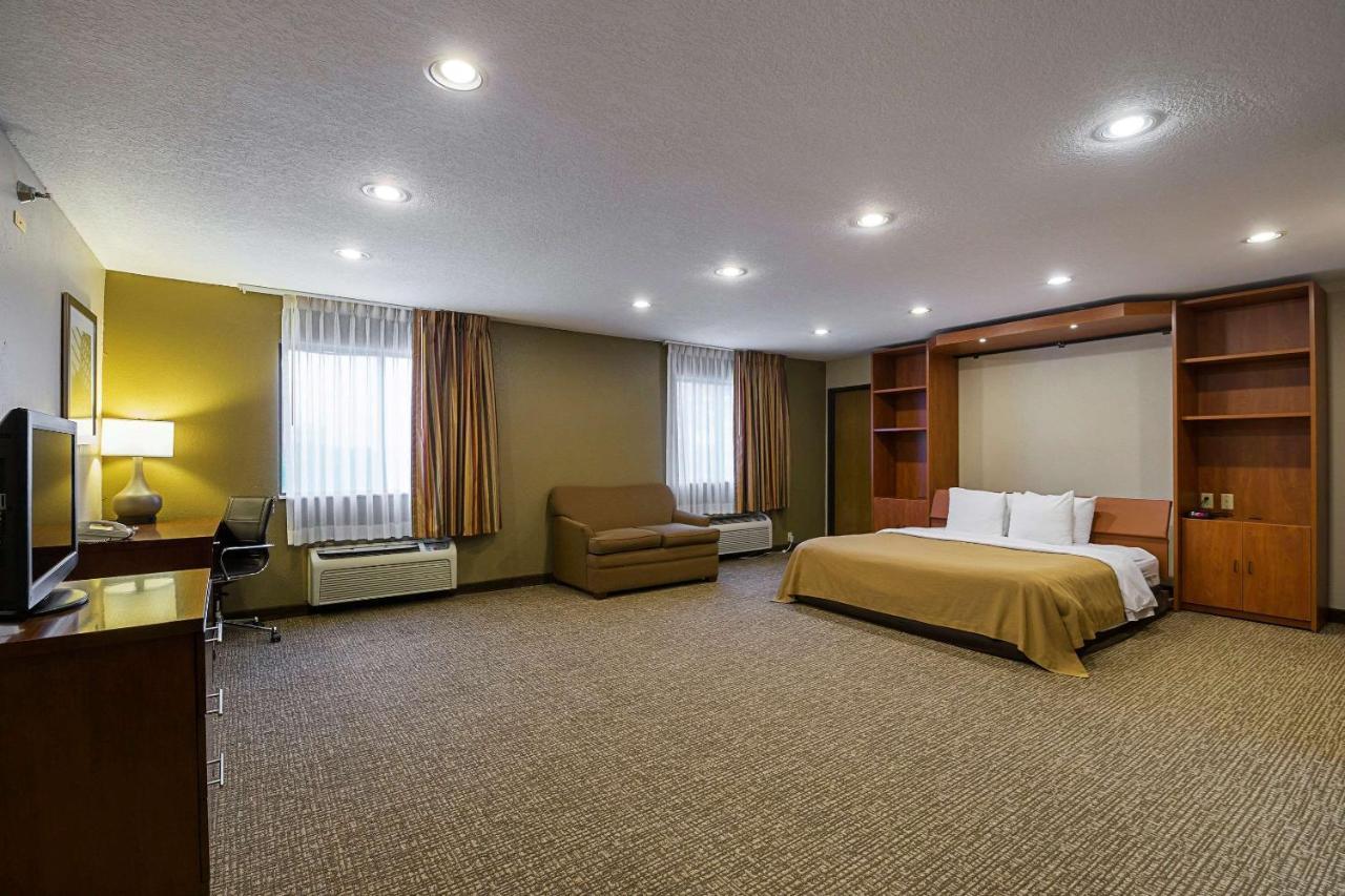 Quality Inn Waverly Εξωτερικό φωτογραφία