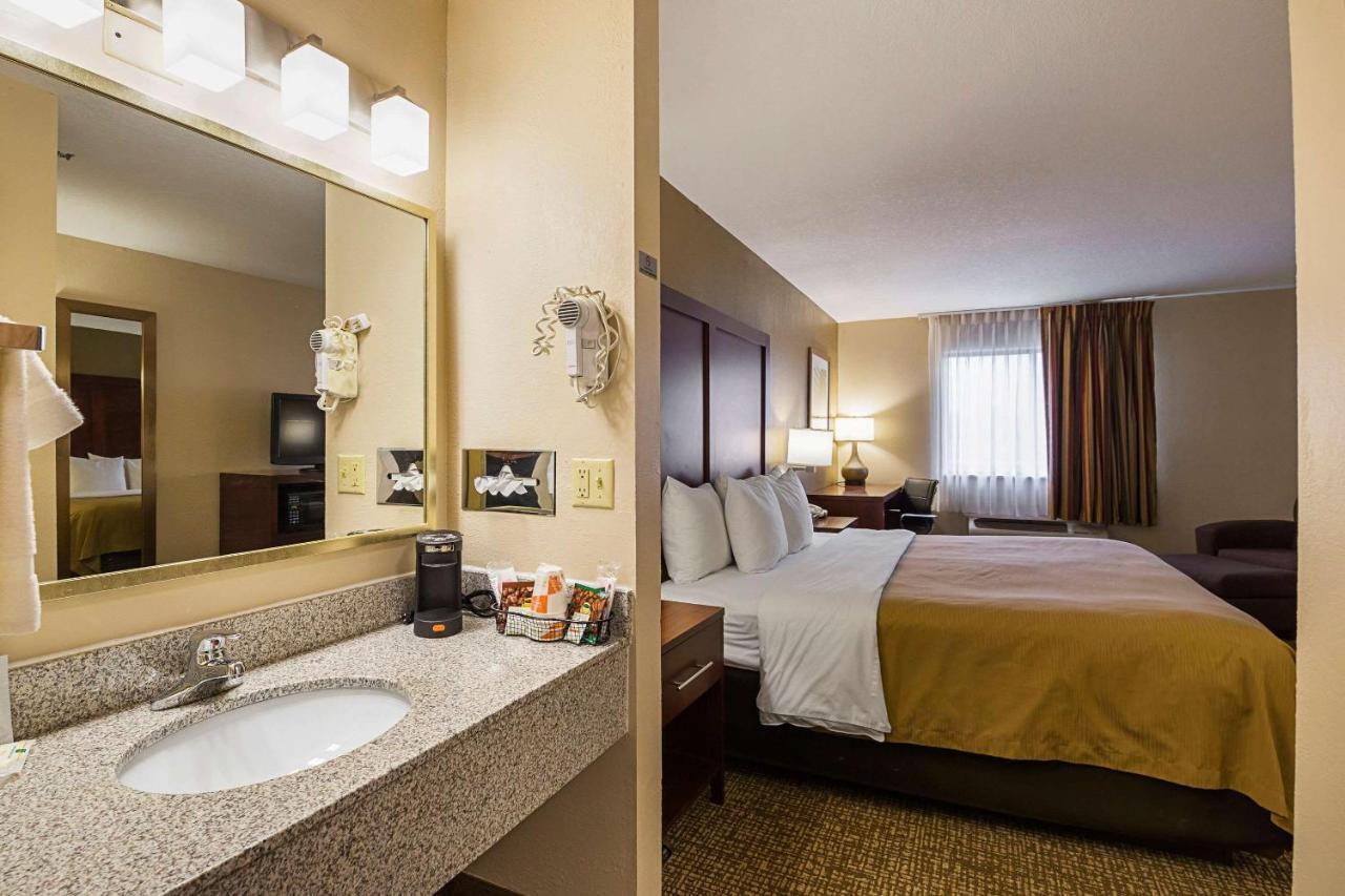Quality Inn Waverly Εξωτερικό φωτογραφία