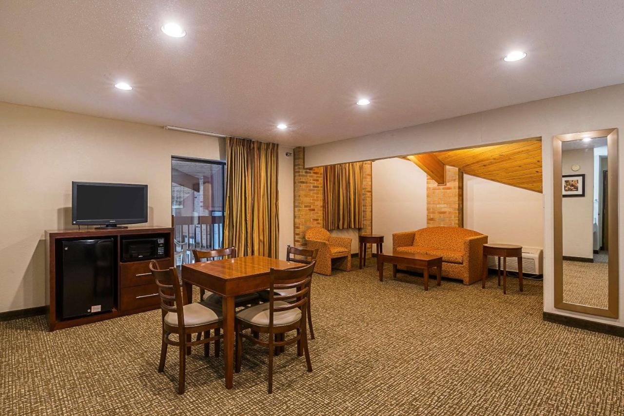 Quality Inn Waverly Εξωτερικό φωτογραφία