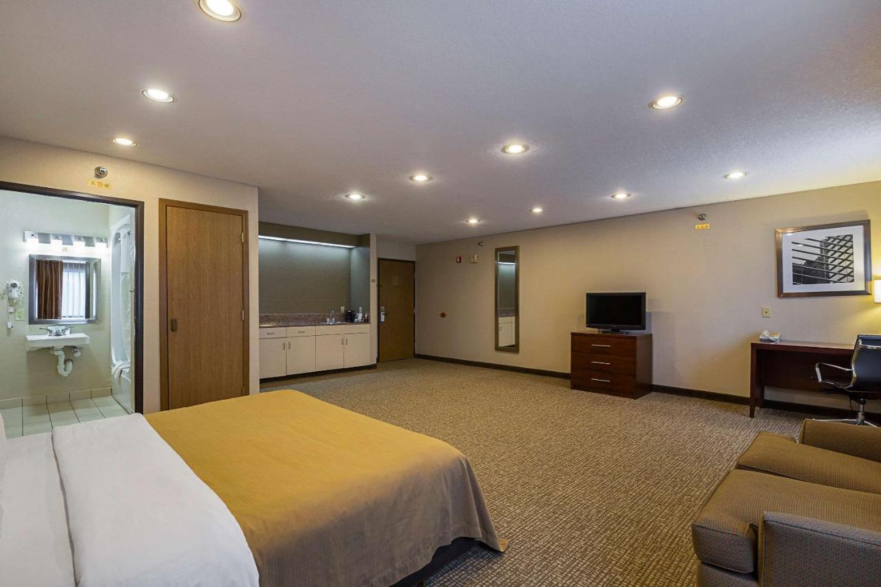 Quality Inn Waverly Εξωτερικό φωτογραφία